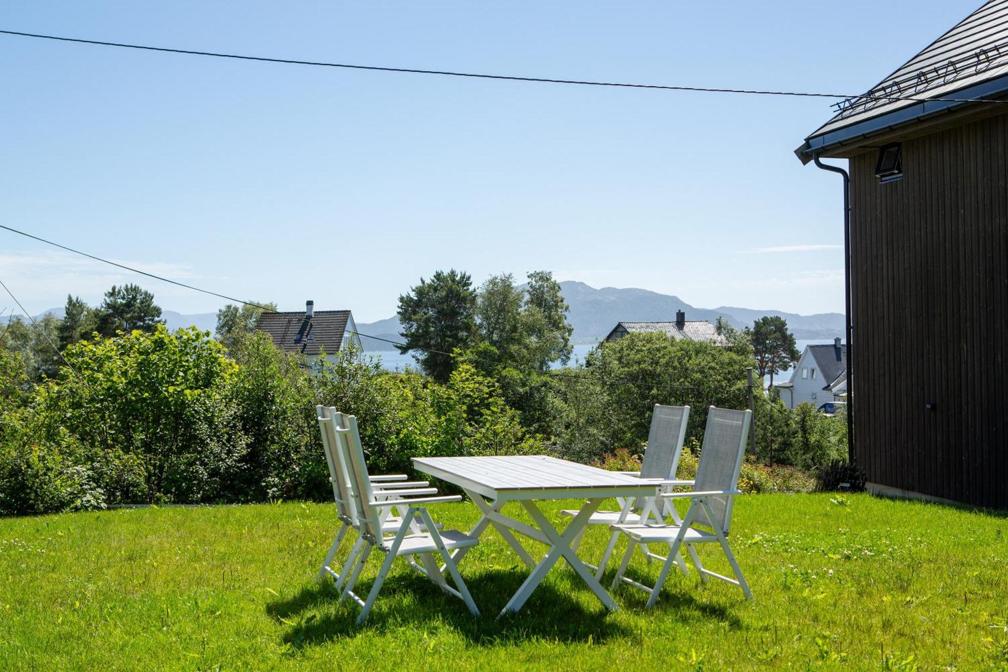 Central Sea View Villa Stord Luaran gambar